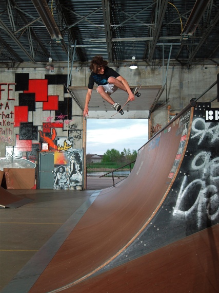 20080515_OllieCoSkate_101.jpgw427h570