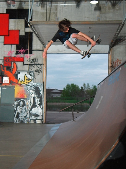 20080515_OllieCoSkate_139.jpgw427h570