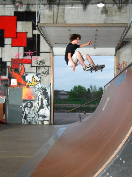 20080515_OllieCoSkate_155.jpgw427h570