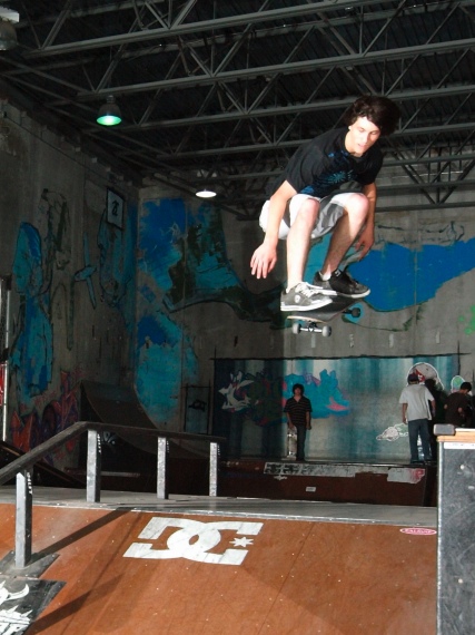 20080515_OllieCoSkate_196.jpgw427h570