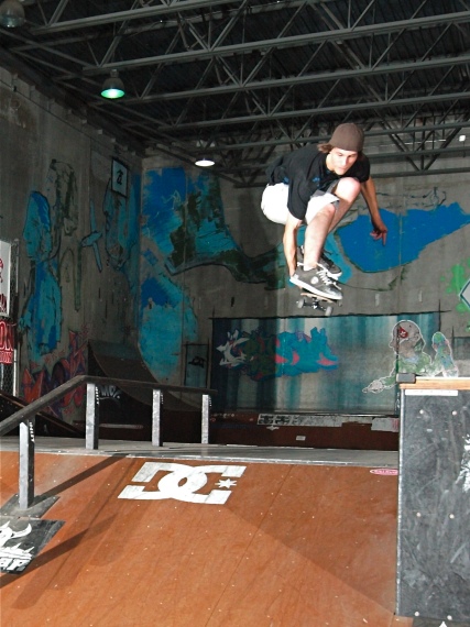 20080515_OllieCoSkate_205.jpgw427h570