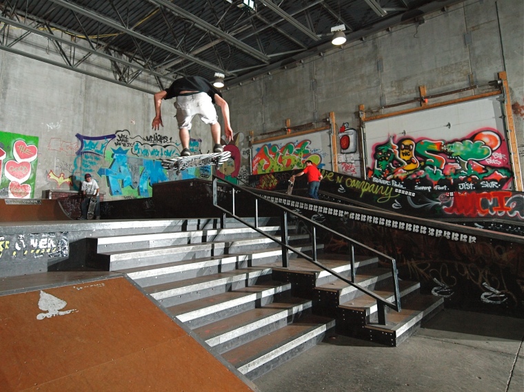 20080515_OllieCoSkate_240.jpgw760h569