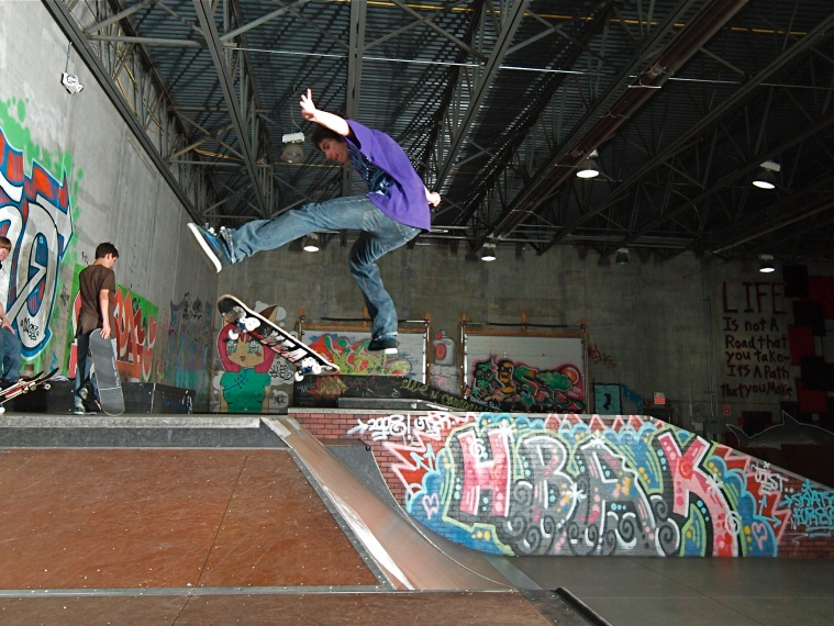 20080515_OllieCoSkate_017.jpgw759h570