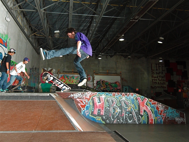 20080515_OllieCoSkate_033.jpgw759h570