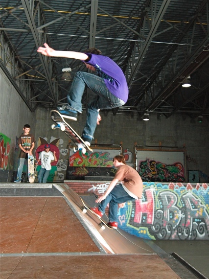 20080515_OllieCoSkate_087.jpgw427h570