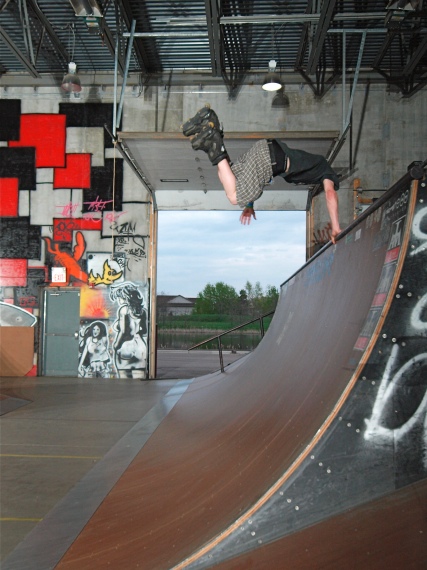 20080515_OllieCoSkate_131.jpgw427h570