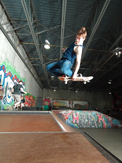 20080515_OllieCoSkate_064.jpgw427h570