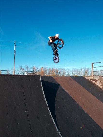 20081031_SuperiorSkate_220.jpgw427h570