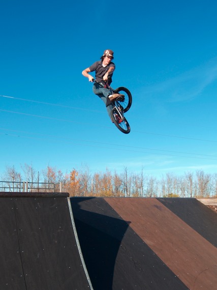 20081031_SuperiorSkate_230.jpgw427h570