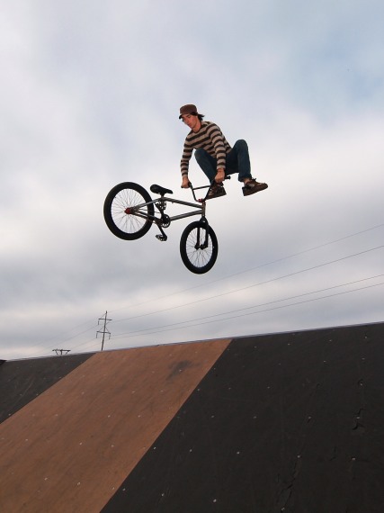 20081102_SuperiorSkate_046.jpgw427h570