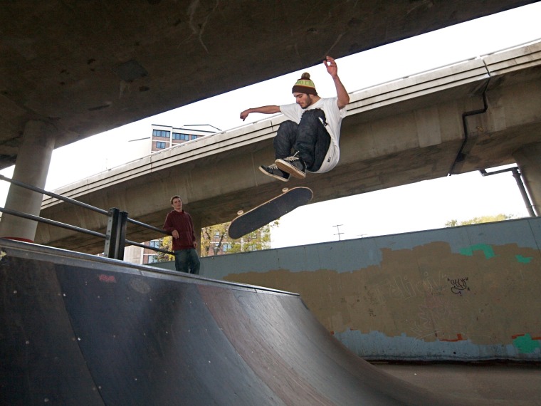 20081011_DuluthSkate_043.jpgw760h570