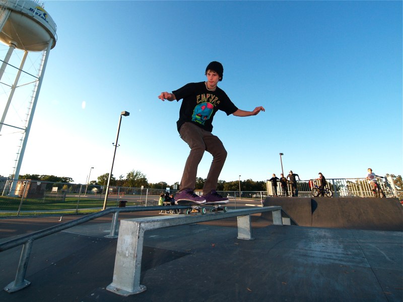 20081004_Big_LakeSkate_070.jpgw800h600