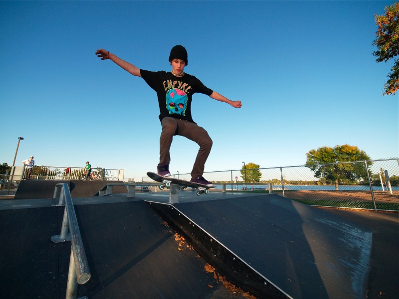 20081004_Big_LakeSkate_073.jpgw800h600