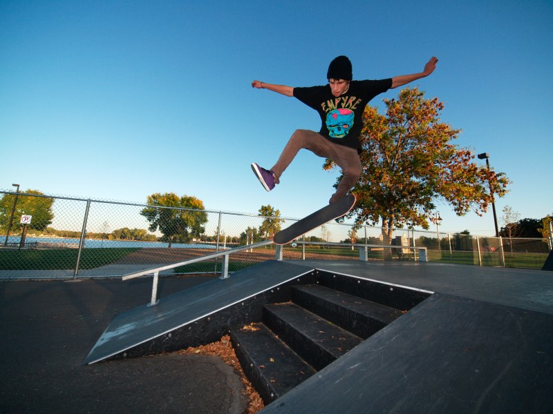 20081004_Big_LakeSkate_100.jpgw800h600