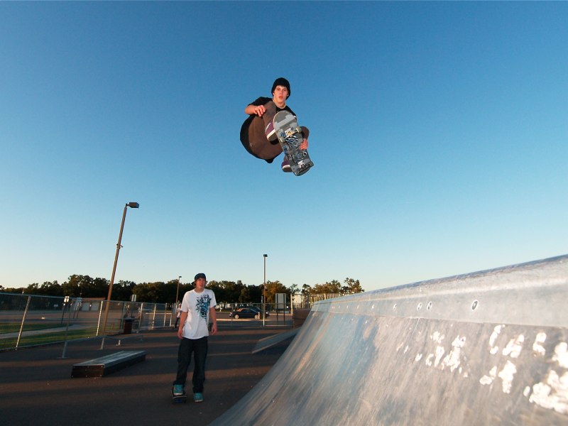 20081004_Big_LakeSkate_112.jpgw800h600