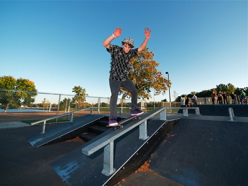20081004_Big_LakeSkate_076.jpgw800h600