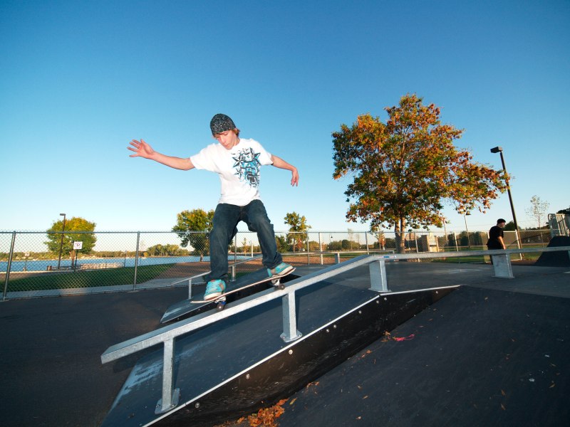 20081004_Big_LakeSkate_087.jpgw800h600