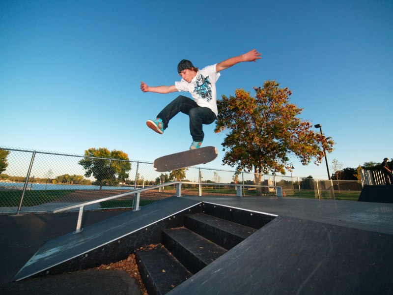 20081004_Big_LakeSkate_108.jpgw800h600