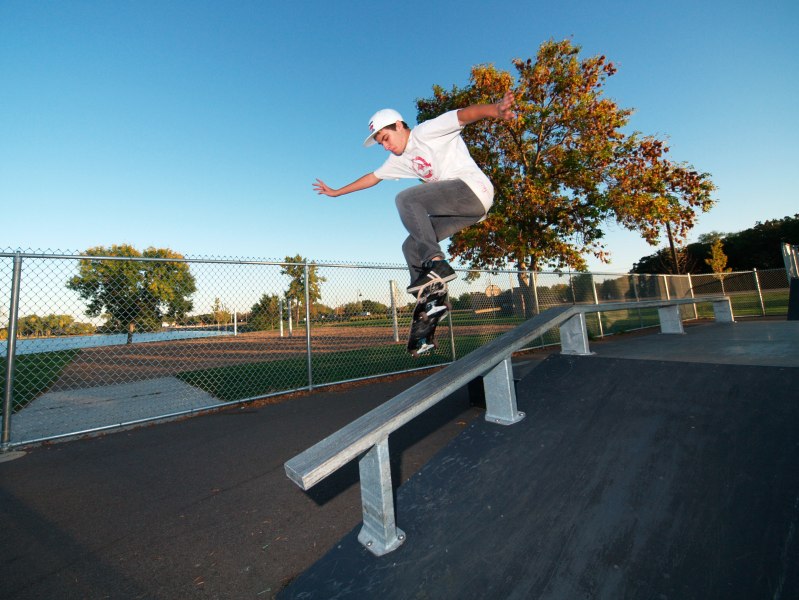 20081004_Big_LakeSkate_095.jpgw799h600