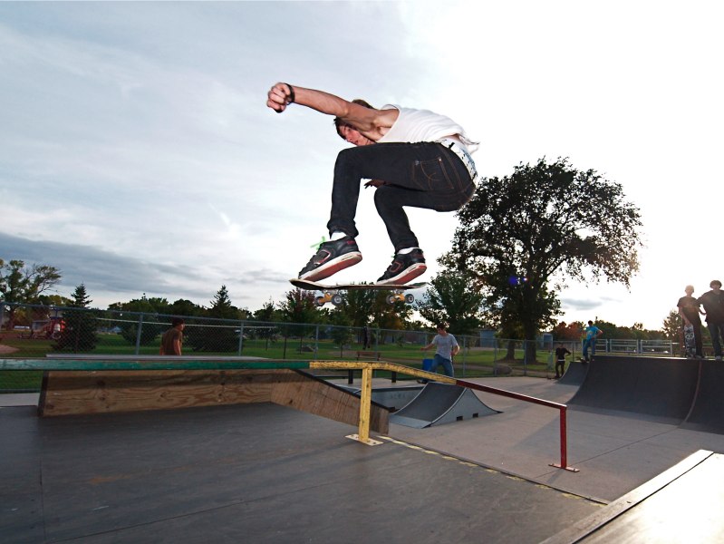 20080927_HutchinsonSkate_059.jpgw799h600