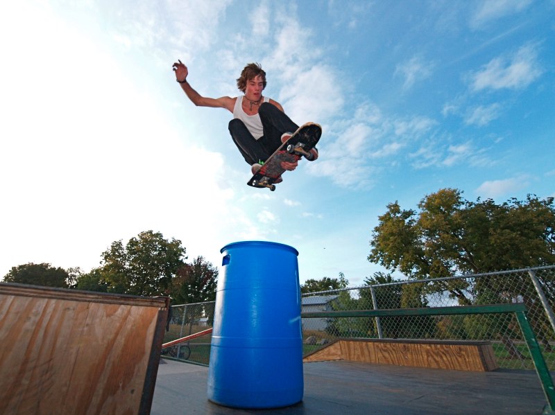 20080927_HutchinsonSkate_074.jpgw800h599