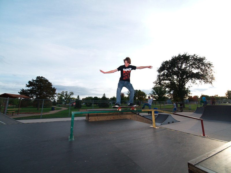 20080927_HutchinsonSkate_055.jpgw800h600