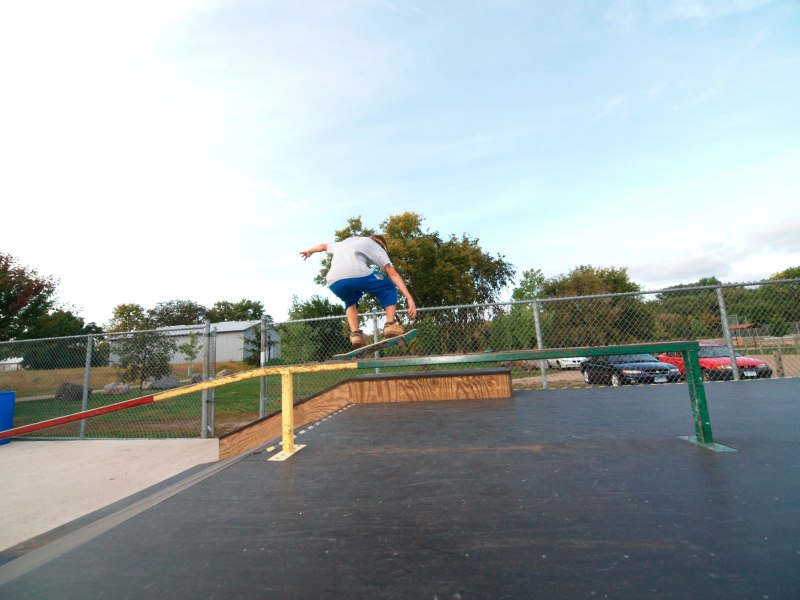 20080927_HutchinsonSkate_002.jpgw800h600