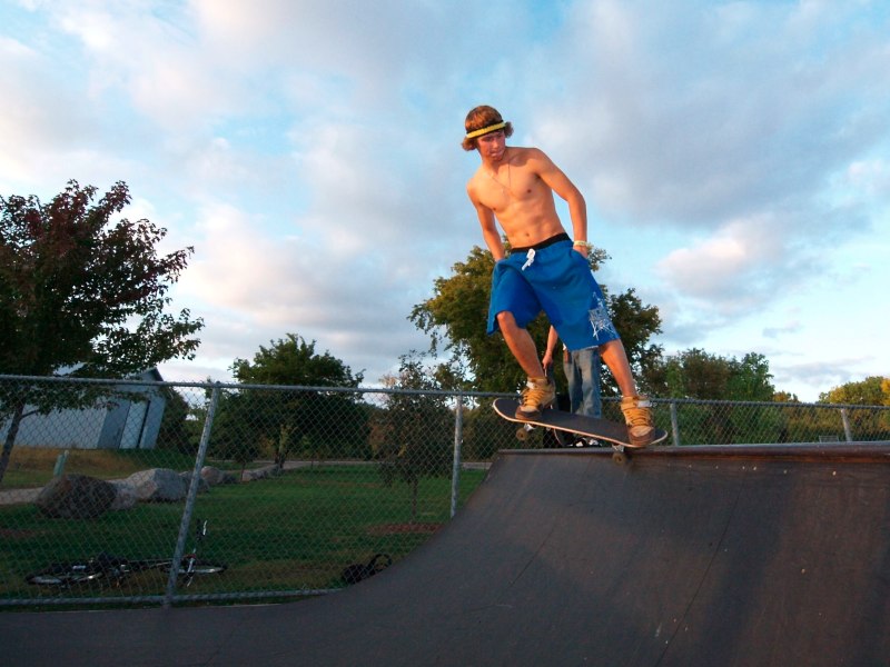 20080927_HutchinsonSkate_117.jpgw800h600